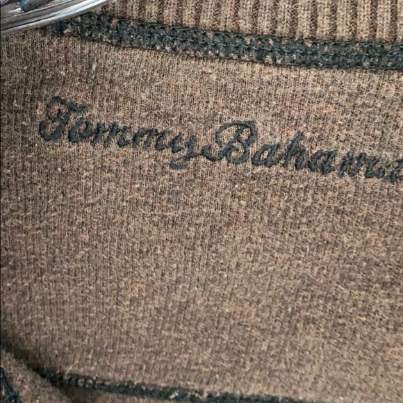 Tommy Bahama reversible men’s pullover - Picture 3 of 4